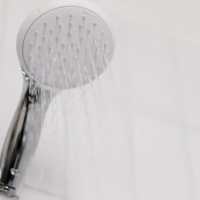 ¿Bañarse a una hora en específico te da un beneficio?