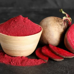 “El “oro rojo”: betabel en polvo y sus beneficios para el hígado, corazón y cerebro